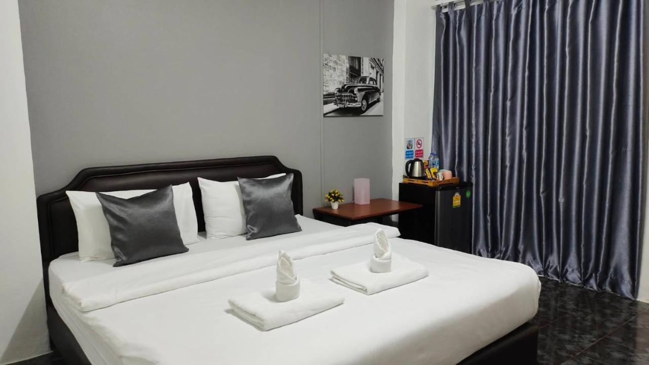 Ada Apartment - อาดา อพาร์ทเมนท์ Bangkok Kültér fotó